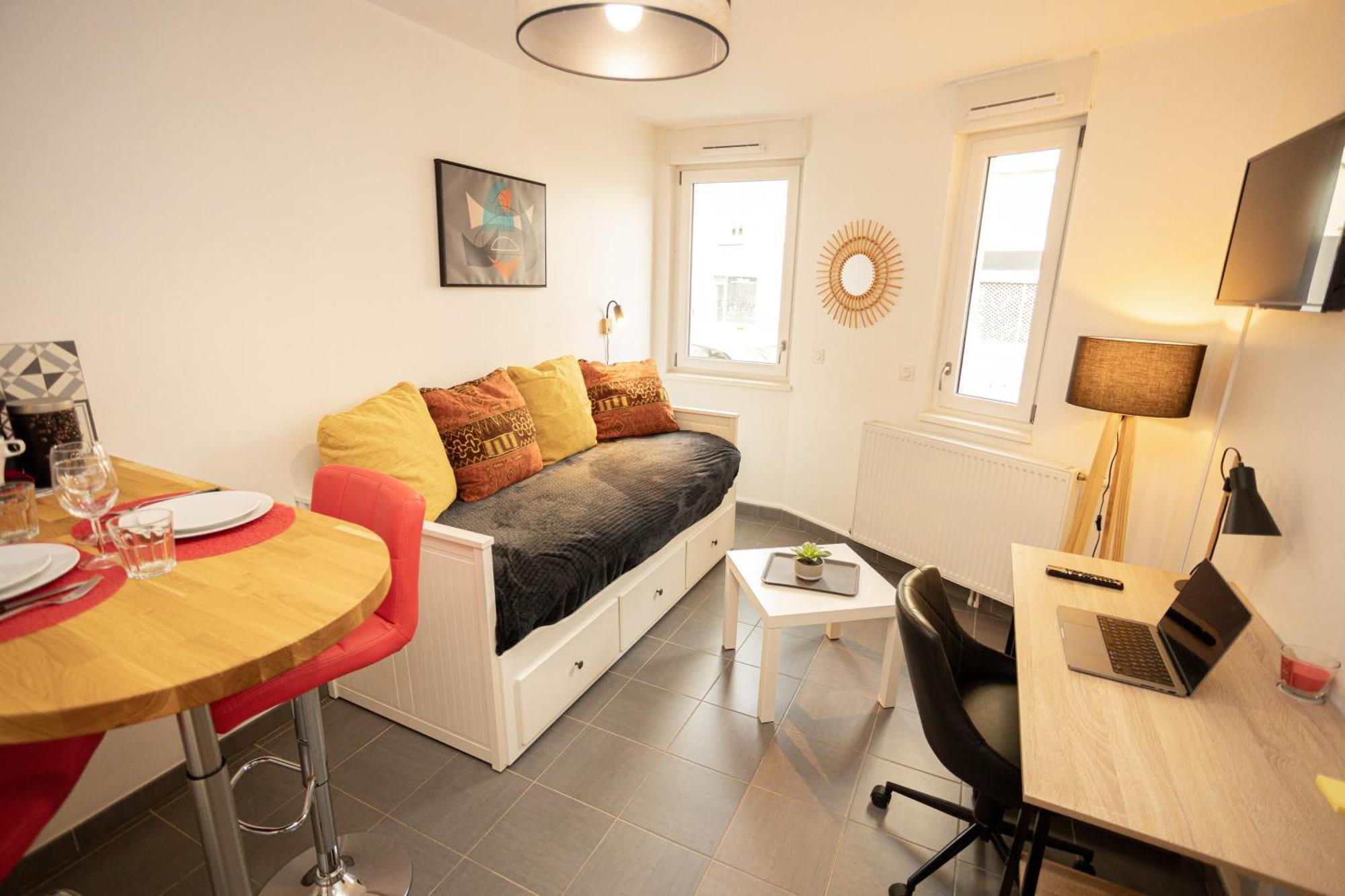Studio Premium Arrivee Autonome 24S24H Troyes Extérieur photo